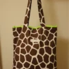 Bolsa de tela estilo tote bag con estampado de jirafa