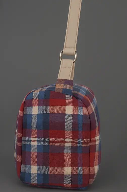 Bolso cuadros pequeños (5) Bolso bandolera pequeño con estampado de cuadros