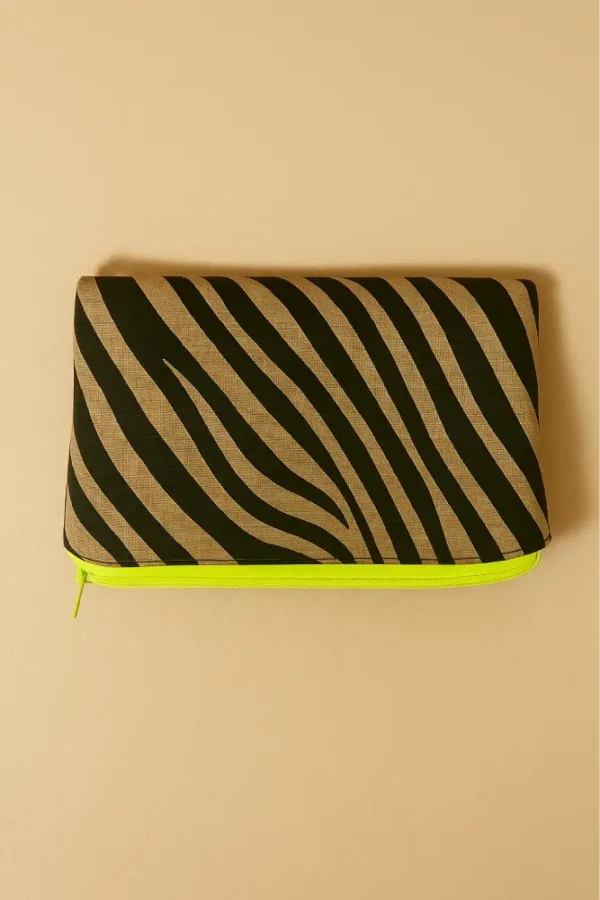 Neceser de estampado animal print de cebra con cremallera neón